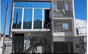 kitnet central com linda vista 75